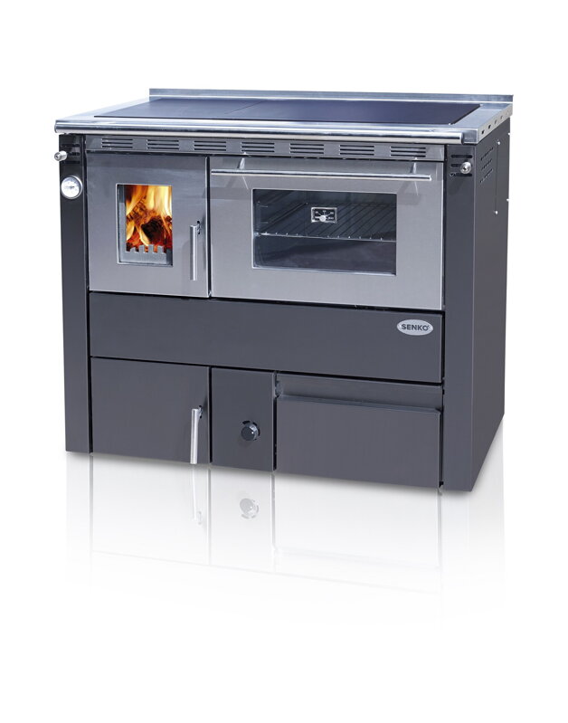 kvalitný teplovodný sporák moderný kvalitný teplovodný sporák na tuhé palivo drevo